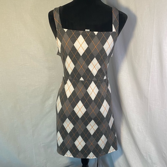 Arizona Diamond Print Gray and White Square Neck Midi Dress - Picture 5 of 8